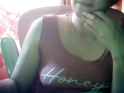 ashlylove25 online show from 06/01/26, 01:28
