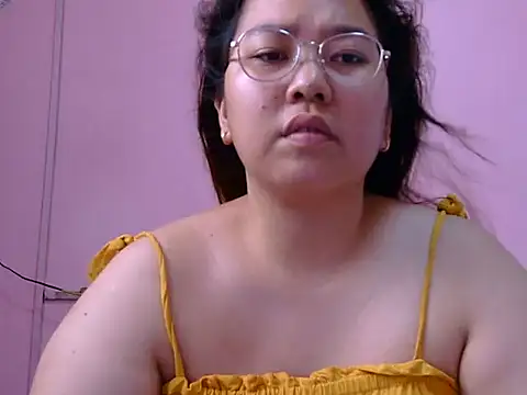 Snapshot of Boobsiemarie chatting on 05/06/26, 02:48 Boobsiemarie online show from 05/06/26, 02:48