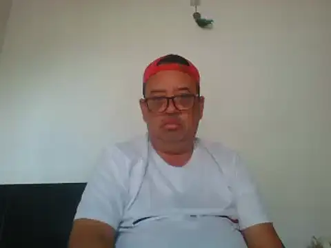 Snapshot of djtomxxx2777 chatting on 02/03/25, 04:52 djtomxxx2777 online show from 02/03/25, 04:52