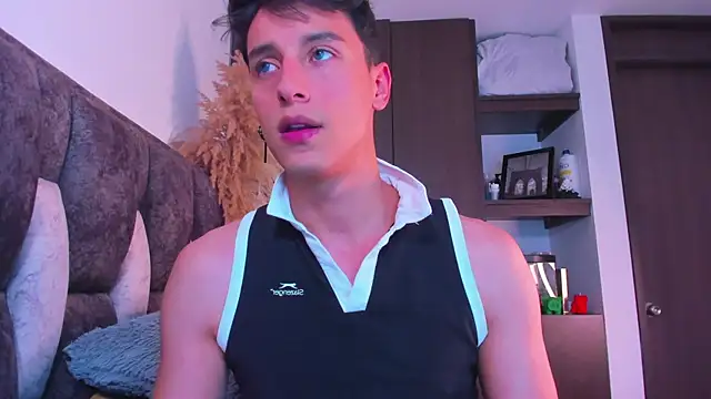 Snapshot of I_Gabriel chatting on 01/09/25, 12:35 I Gabriel online show from 01/09/25, 12:35