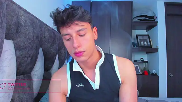 Snapshot of I_Gabriel chatting on 02/01/25, 10:44 I Gabriel online show from 02/01/25, 10:44