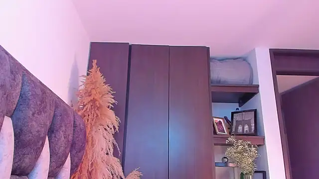 Snapshot of I_Gabriel chatting on 12/11/24, 09:34 I Gabriel online show from 12/11/24, 09:34