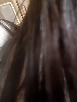 Snapshot of khloebanques chatting on 02/19/26, 02:14 khloebanques online show from 02/19/26, 02:14