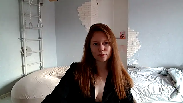 ConnieDaw online show from 10/23/25, 07:51