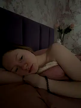Snapshot of ConnieDaw chatting on 12/03/24, 05:26 ConnieDaw online show from 12/03/24, 05:26