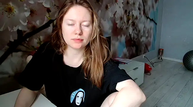 Snapshot of ConnieDaw chatting on 01/30/25, 05:19 ConnieDaw online show from 01/30/25, 05:19