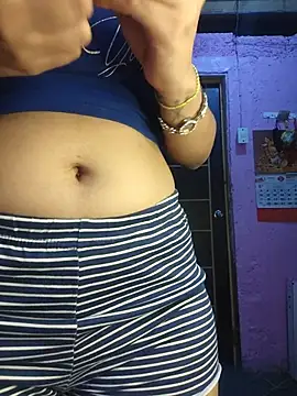 SexyFriends  online show from 05/17/26, 01:27