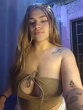 Snapshot of SexyFriends_ chatting on 06/17/26, 12:21 SexyFriends online show from 06/17/26, 12:21