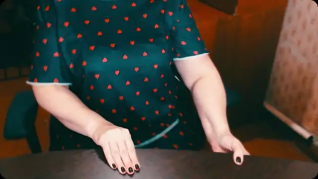 Snapshot of AlisaHot55 chatting on 10/21/25, 11:09 AlisaHot55 online show from 10/21/25, 11:09