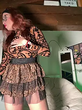 Lauyako online show from 10/29/25, 11:36