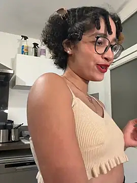 Lauyako online show from 02/25/25, 11:26