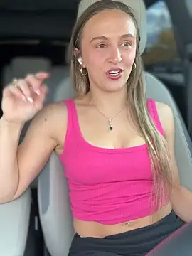 lunagirl13 online show from 10/15/25, 05:10