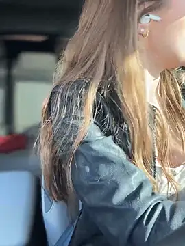 lunagirl13 online show from 01/16/26, 09:08