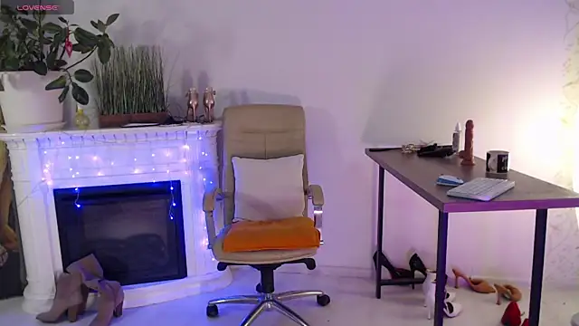 Snapshot of squirtymilf chatting on 02/22/25, 03:47 squirtymilf online show from 02/22/25, 03:47