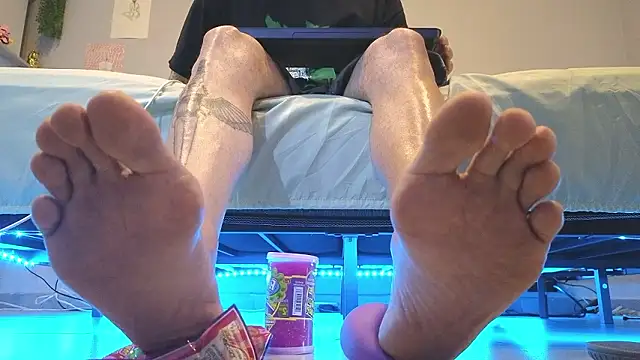 MattxFeet online show from 02/18/26, 08:49