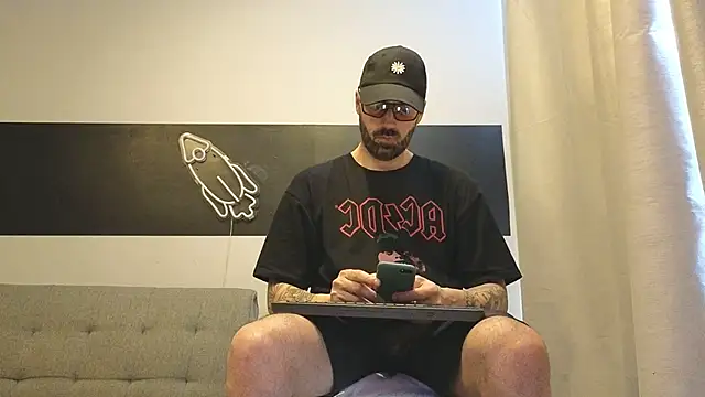 MattxFeet online show from 01/13/26, 05:17