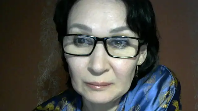 PrettyAndWild online show from 04/05/26, 03:08