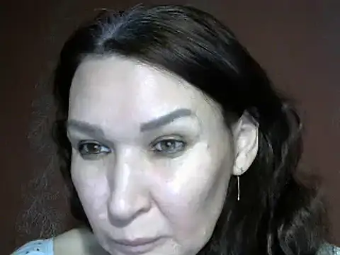 PrettyAndWild online show from 02/02/25, 04:43