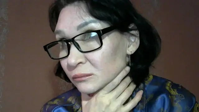 PrettyAndWild online show from 05/08/26, 03:38
