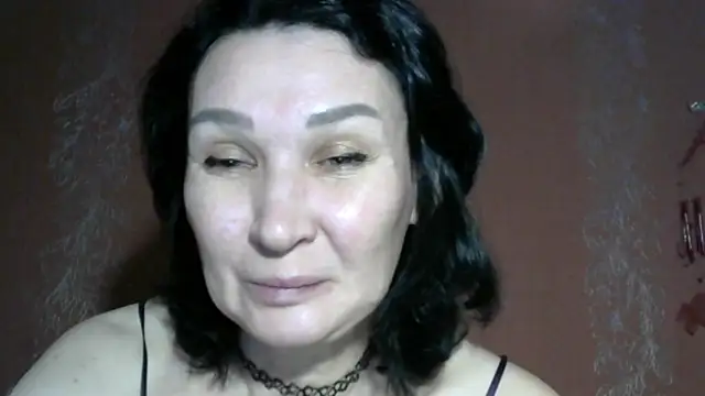 PrettyAndWild online show from 10/30/25, 03:31