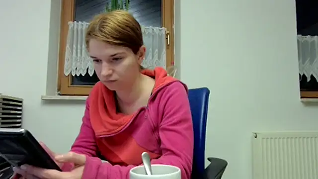 Geile-Luna online show from 02/15/26, 07:24