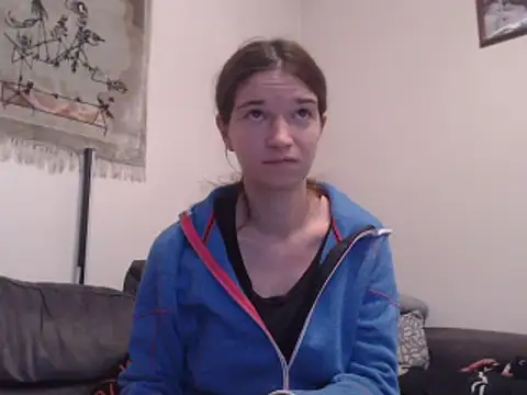 Geile-Luna online show from 10/21/25, 05:01