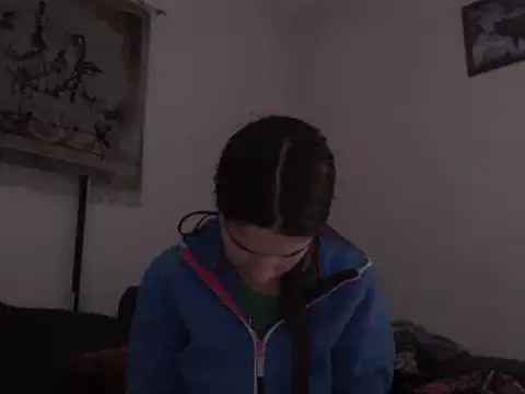 Geile-Luna online show from 10/26/25, 02:28