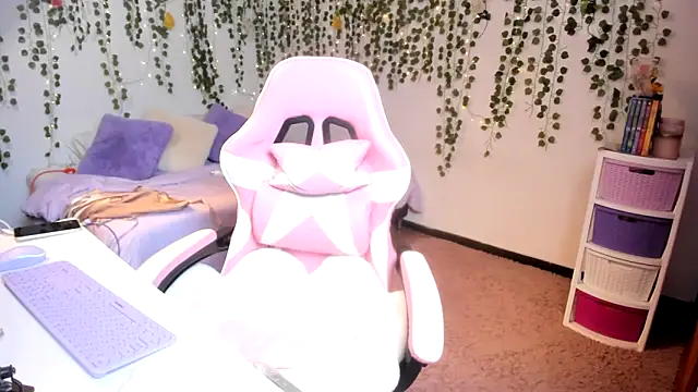 violeta milleer online show from 10/06/25, 03:57