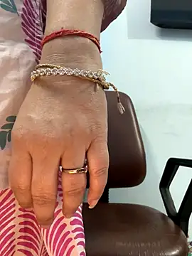 Preet Kaur 69 online show from 11/20/25, 06:19