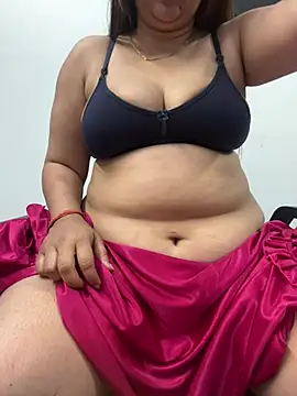 Snapshot of Preet_Kaur_69 chatting on 01/21/25, 10:08 Preet Kaur 69 online show from 01/21/25, 10:08