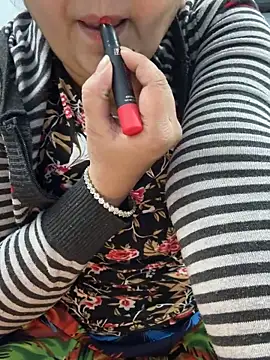 Preet Kaur 69 online show from 12/17/25, 06:24