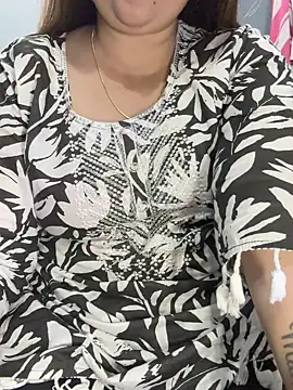 Preet Kaur 69 online show from 02/18/26, 06:37