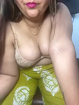 Snapshot of Preet_Kaur_69 chatting on 02/26/25, 04:27 Preet Kaur 69 online show from 02/26/25, 04:27
