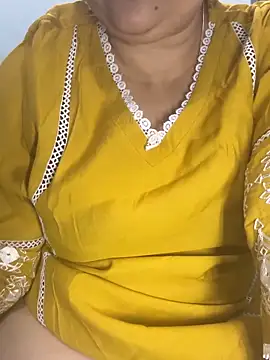 Preet Kaur 69 online show from 02/17/26, 06:16