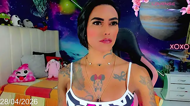 Nella Dolls online show from 04/28/26, 08:35