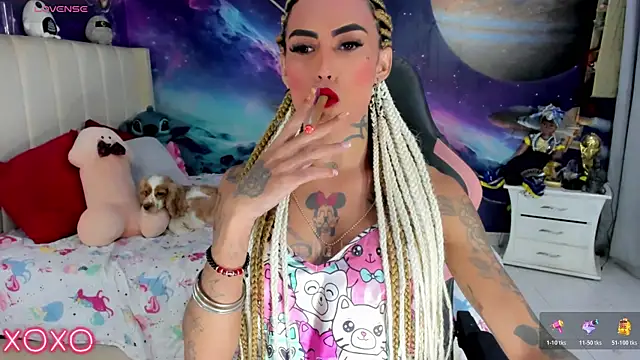 Snapshot of Nella_Dolls chatting on 07/28/26, 04:42 Nella Dolls online show from 07/28/26, 04:42