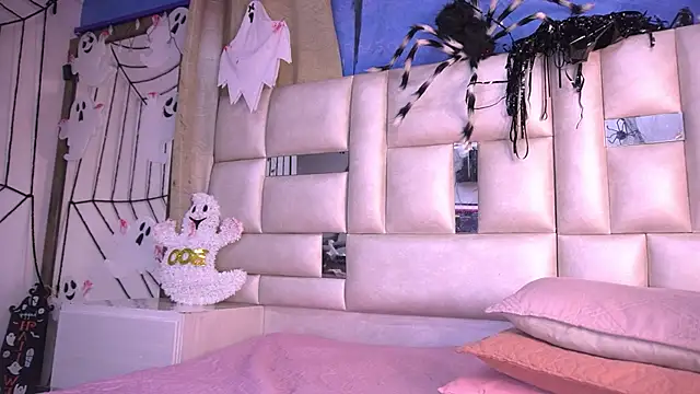 katy rioss online show from 10/27/25, 12:06