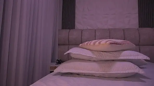 katy rioss online show from 04/15/26, 11:59