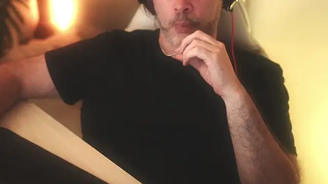 Sanders White online show from 03/04/25, 07:08