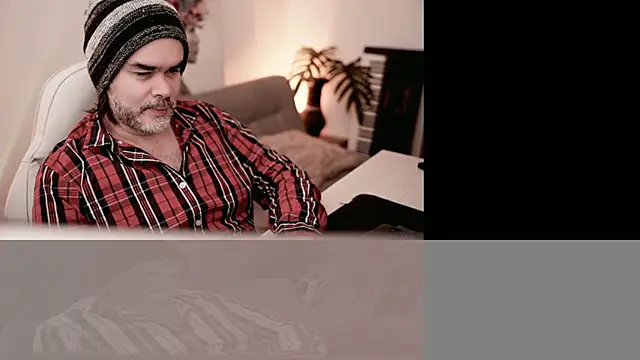 Sanders White online show from 01/21/25, 04:37