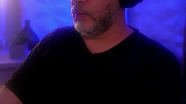 Sanders White online show from 10/06/25, 04:24