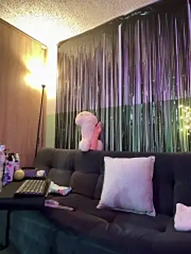 Snapshot of lilly_sweett chatting on 03/02/26, 11:11 lilly sweett online show from 03/02/26, 11:11