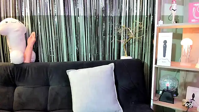 lilly sweett online show from 03/14/26, 11:55