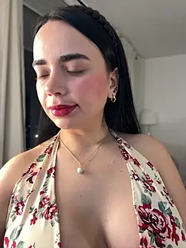 Snapshot of GeorginaJones chatting on 10/10/25, 11:16 GeorginaJones online show from 10/10/25, 11:16