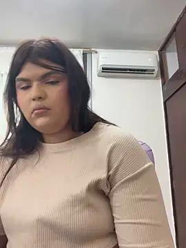 Lia sexx online show from 10/02/25, 11:57
