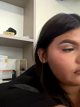 Lia sexx online show from 11/15/25, 08:02