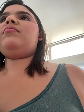 Lia sexx online show from 05/27/26, 07:10