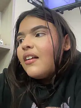 Lia sexx online show from 12/18/25, 07:07