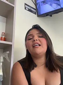 Lia sexx online show from 04/15/26, 06:56