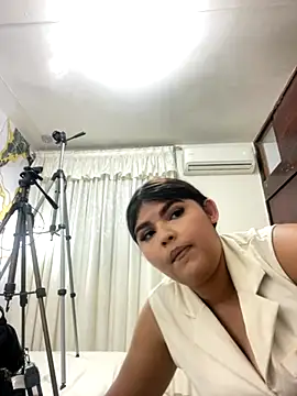 Lia sexx online show from 10/31/25, 05:31